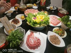 -鼎盛山海火锅(北戴河刘庄夜市老虎石浴场店)