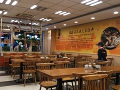 大堂-鑫花溪牛肉米粉(凤凰街创始总店)