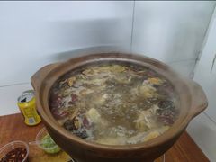 -威邵鸡煲(西华路总店)