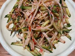 蟹肉棒拌黄瓜-京玉菲饭店(李村店)