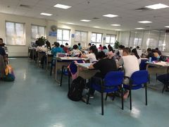 -南山图书馆(常兴路店)