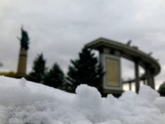 -人民防洪胜利纪念塔