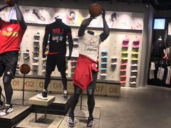 -adidas(印象城购物中心店)