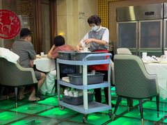 -碧中海汤泉汗蒸酒店