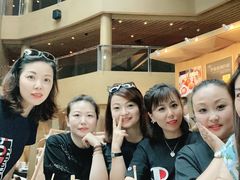 -上海滴水湖皇冠假日酒店