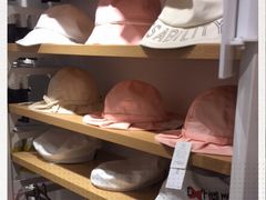 -名创优品(海珠乐峰广场店)