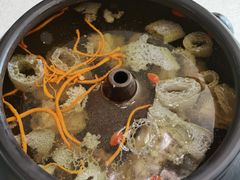 原味汽锅鸡-云腾食府·云南菜