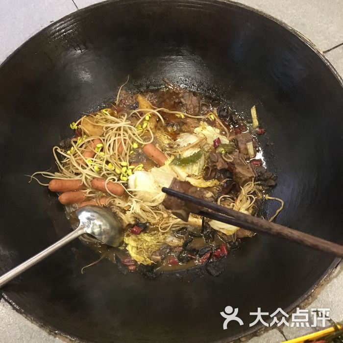 小厨娘·大地锅炖排骨地锅图片-北京东北菜-大众点评网