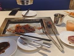 -爱客得牛排海鲜烤肉·火锅自助(春熙路黑金好店)