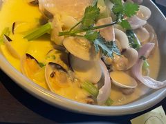 -大头虾越式风味餐厅(光明广场店)