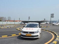 -兰剑驾校(汉阳校区)