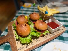 -小主人西餐厅 master table(青年中路店)