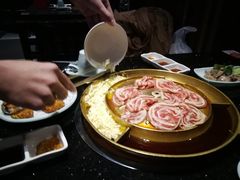 -猪啊牛呀羊啊铜盘烤肉(正大广场店)