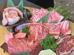 -铭牛烧肉·和牛海鲜自助(高新月牙湖店)