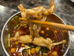 -鸿顺老铁锅美蛙鱼府(解放碑店)
