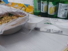 -丁记牛肉手擀板面