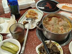 -四囍码头海鲜烧烤自助火锅(外滩南京东路悦荟广场店)