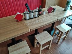 -碗里捞川渝特色面(沙河玖耀里店)