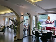 -何适山庄 ·可团建(水长城P2停车场店)