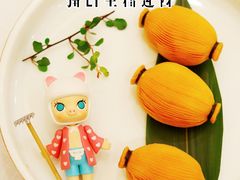 猫山王榴莲酥-东富酒家(龙湖西溪天街店)