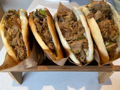 海鲜烤肉白吉饼-一捞鲜•青岛大虾面(八大关店)