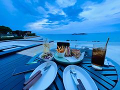 -瑰丽酒店·海吧·天际下午茶·现场DJ·天台酒吧