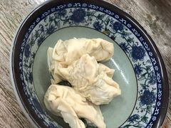 -无名氏宵夜小摊(祝家三姐妹馄饨店)
