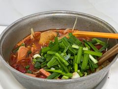 -铁锅哥米线