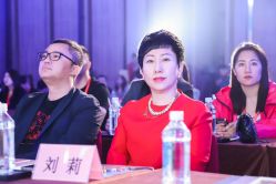 -苗方清颜专业祛痘