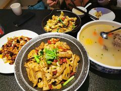 -万重锦·人文川菜馆(骡马市店)