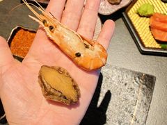 -铭牛烧肉·和牛海鲜自助(高新月牙湖店)