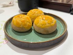 酥皮叉烧包-白天鹅宾馆-玉堂春暖餐厅