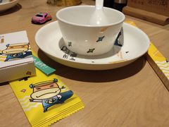 餐具摆设-小鱼小牛·鱼牛干锅·脆鱼火锅(世欧广场店)