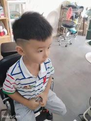 -萌宝专业儿童美发