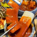 又来武汉吃胖嘟嘟的“厚切年糕”！酱汁爆多多！