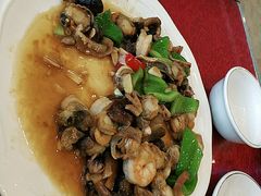 -鑫渔港海鲜本地菜·山海关浑锅(东戴河店)