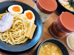 -横浜家系ラーメン 鶯家