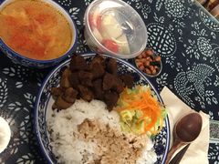 -蜗牛小馆醉乡民谣云南菜(惠新西里店)