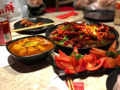 -沪小胖小龙虾(淮海中路旗舰店)