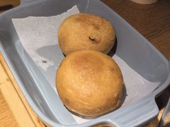 玉兰饼(1个)-蜜桃餐厅·伴山(海岸城店)