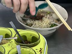 -榮泰米粉湯(Left Shop)