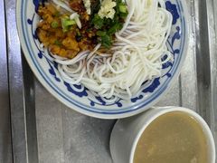 -高师傅特色米粉汤包(建设路店)