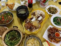 -大石鼓山庄·珠海第一烧猪