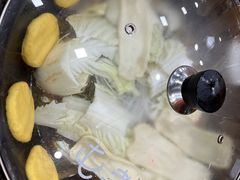 -屯老二农家铁锅炖·行业领军者(梅江店)