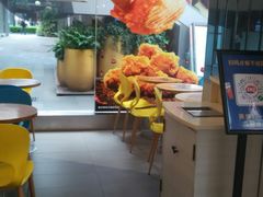 -DQ·蛋糕·冰淇淋(大宁国际商业广场店)