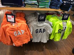 -GAP(王府井奥莱·香江小镇店)
