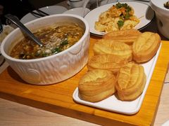 小油条配酸辣汤-味莊·青岛菜(云霄路店)