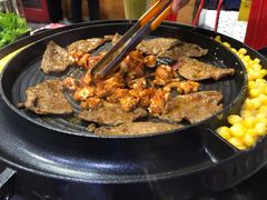 -三国惹火烤肉·中日韩烤肉集合店(百草路店)