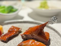 果木香碳烤清远水鸭腿-申粤轩·手工点心·金牌烧味·经典粤菜(丁香花园店)