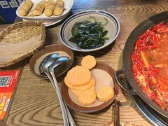 -巴卤社老火锅(财富店)